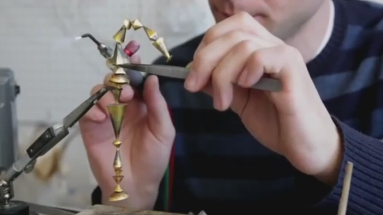Load video: Jeweltech Third Hand Soldering Tweezers with Base Set
